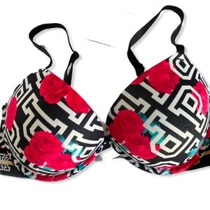 NEW Victoria's Secret PINK Super Push Up Bra 32A